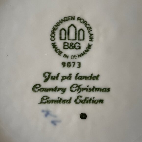 1973 Bing & Grondahl Copenhagen Porcelain Christmas Plate - Country Christmas - Picture 3 of 3